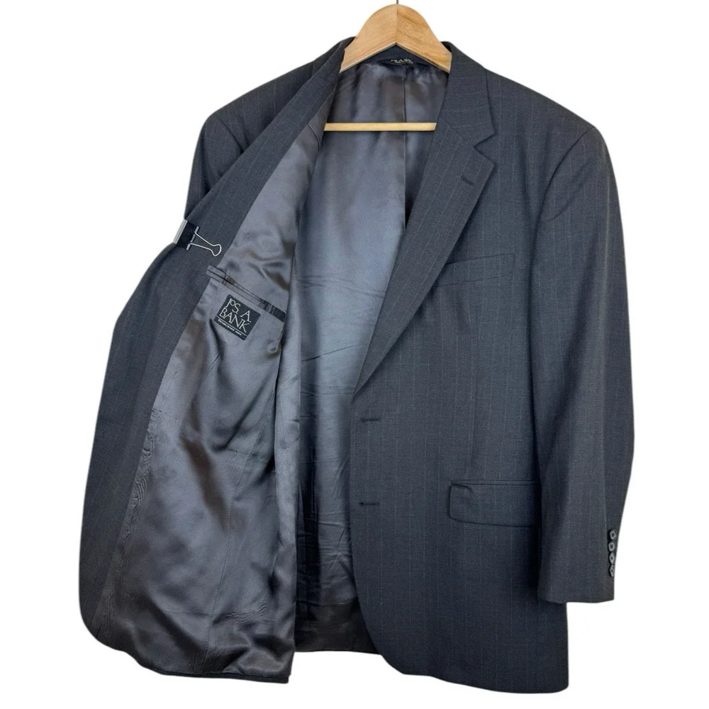 Jos A Bank Signature Collection Men's Suit Gray Pinstripe‎ 100% Wool 42R 36x28